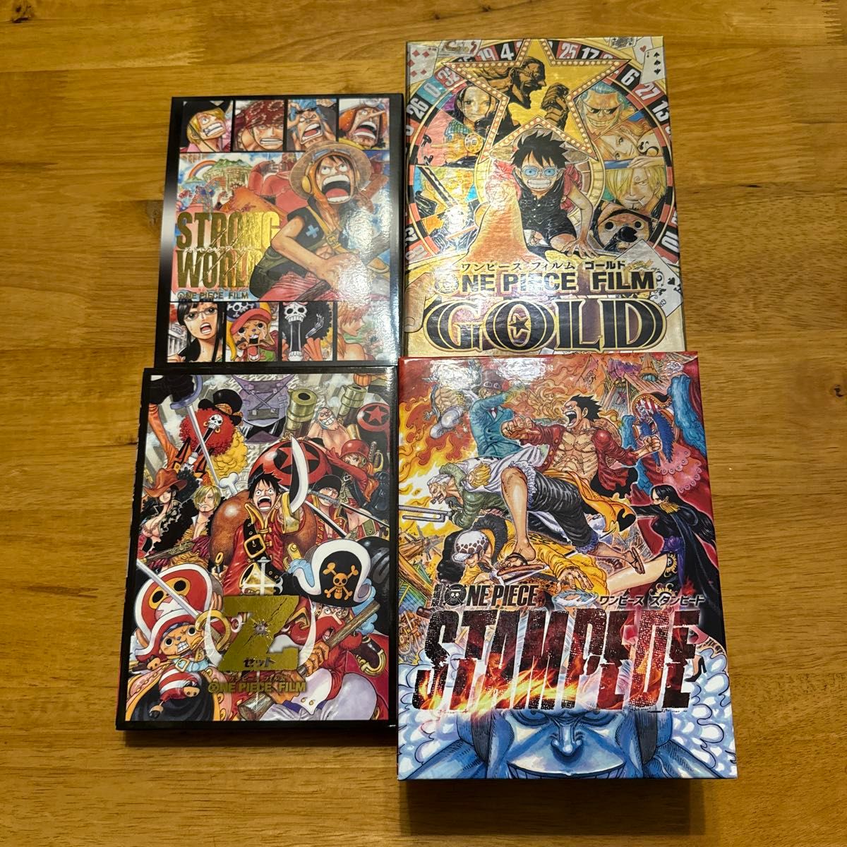 ONE PIECE FILM 【初回限定生産】4作品セット Blu-ray ONE PIECE FILM 【初回限定生産】4作品セット Blu-ray