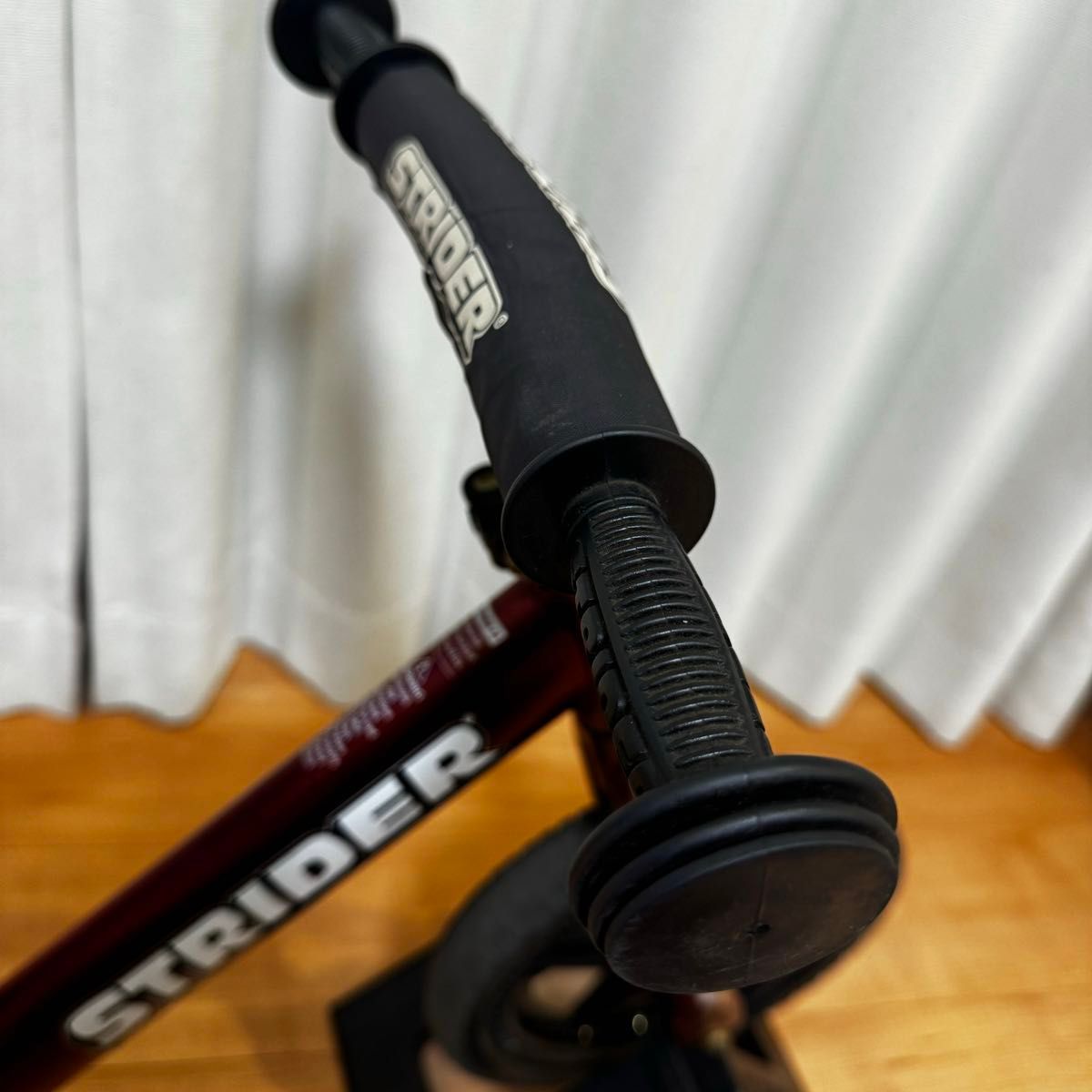 STRIDER PRO 12 インチ バランスバイク 超軽量モデル アルミ製 STRIDER PRO 12 インチ バランスバイク 超軽量モデル アルミ製