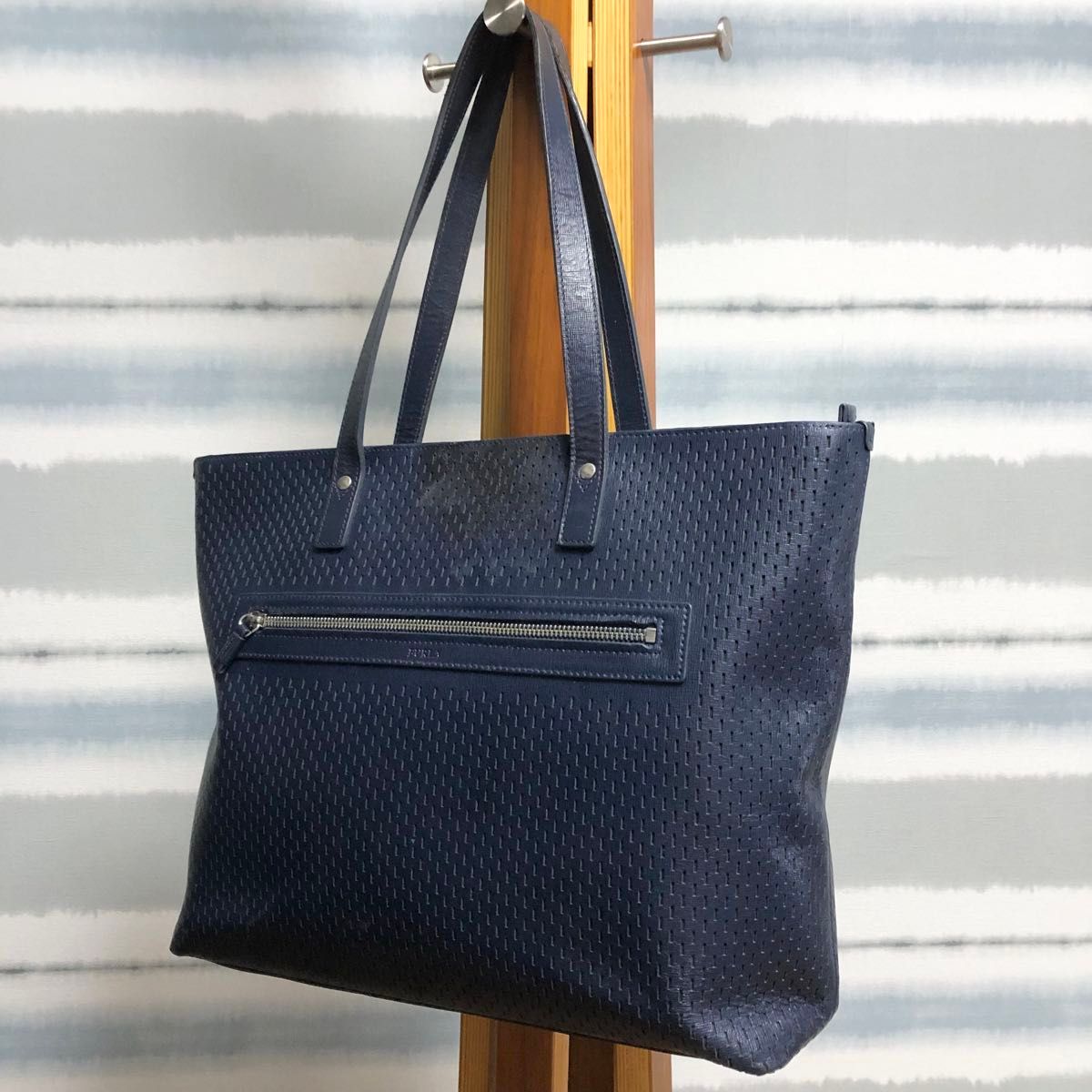 カットワーク高級仕様/ジュニインレザー 【FURLA】フルラ カットワーク高級仕様/ジュニインレザー 【FURLA】フルラ