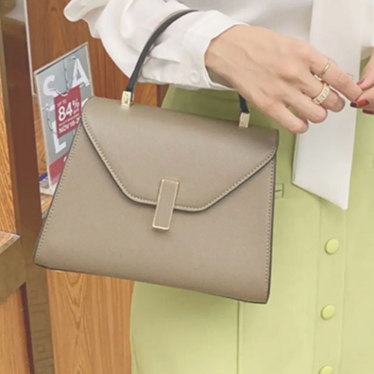 【JISTORY】ハンドバッグ グレージュ系 高級感 レディース フォーマル JISTORY】ハンドバッグ グレージュ系 高級感 レディース フォーマル