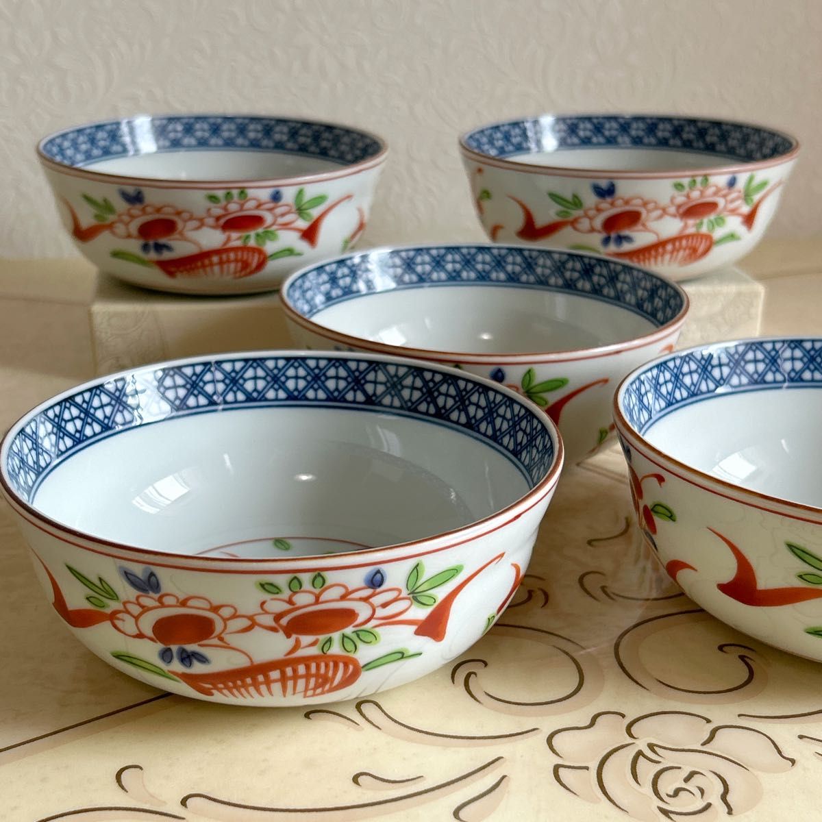 たち吉 赤絵花文 中鉢揃 5枚セット 深皿 中皿 丼ぶり 和食器 たち吉 赤絵花文 中鉢揃 5枚セット 深皿 中皿 丼ぶり 和食器