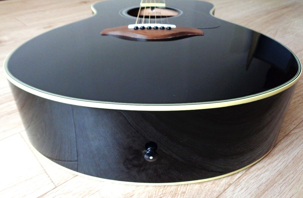 YAMAHA FS820 BL 2021年製 美品 ヤマハ アコースティックギター YAMAHA FS820 BL 2021年製 美品 ヤマハ アコースティックギター