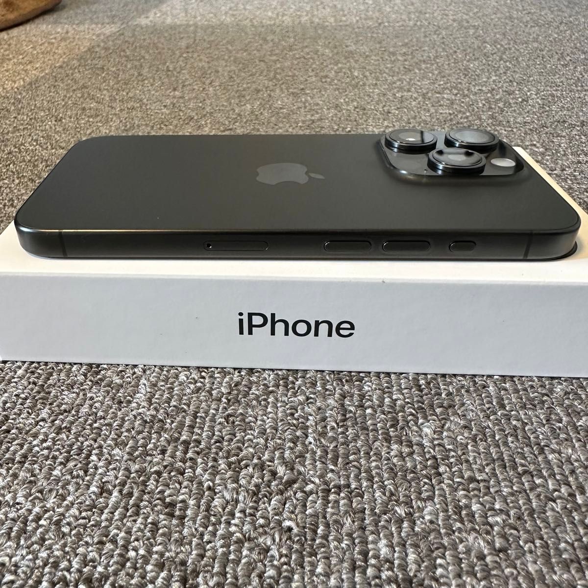 超美品】iPhone 15 Pro 256GB ブラックチタニウム SIMフリー 超美品】iPhone 15 Pro 256GB ブラックチタニウム SIMフリー