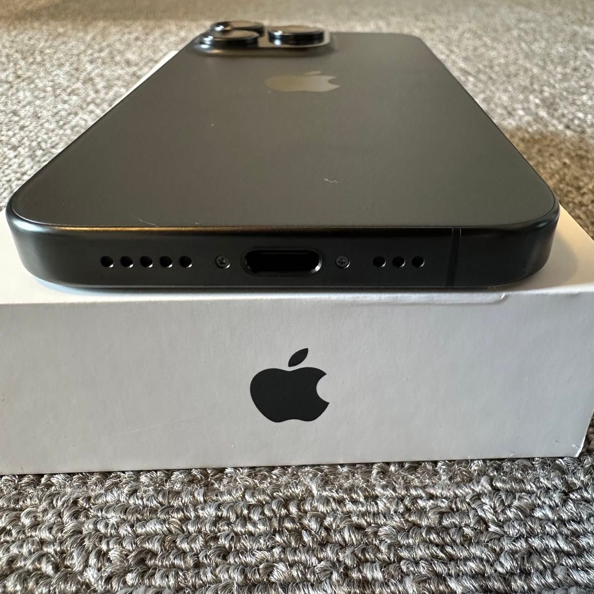 超美品】iPhone 15 Pro 256GB ブラックチタニウム SIMフリー 超美品】iPhone 15 Pro 256GB ブラックチタニウム SIMフリー