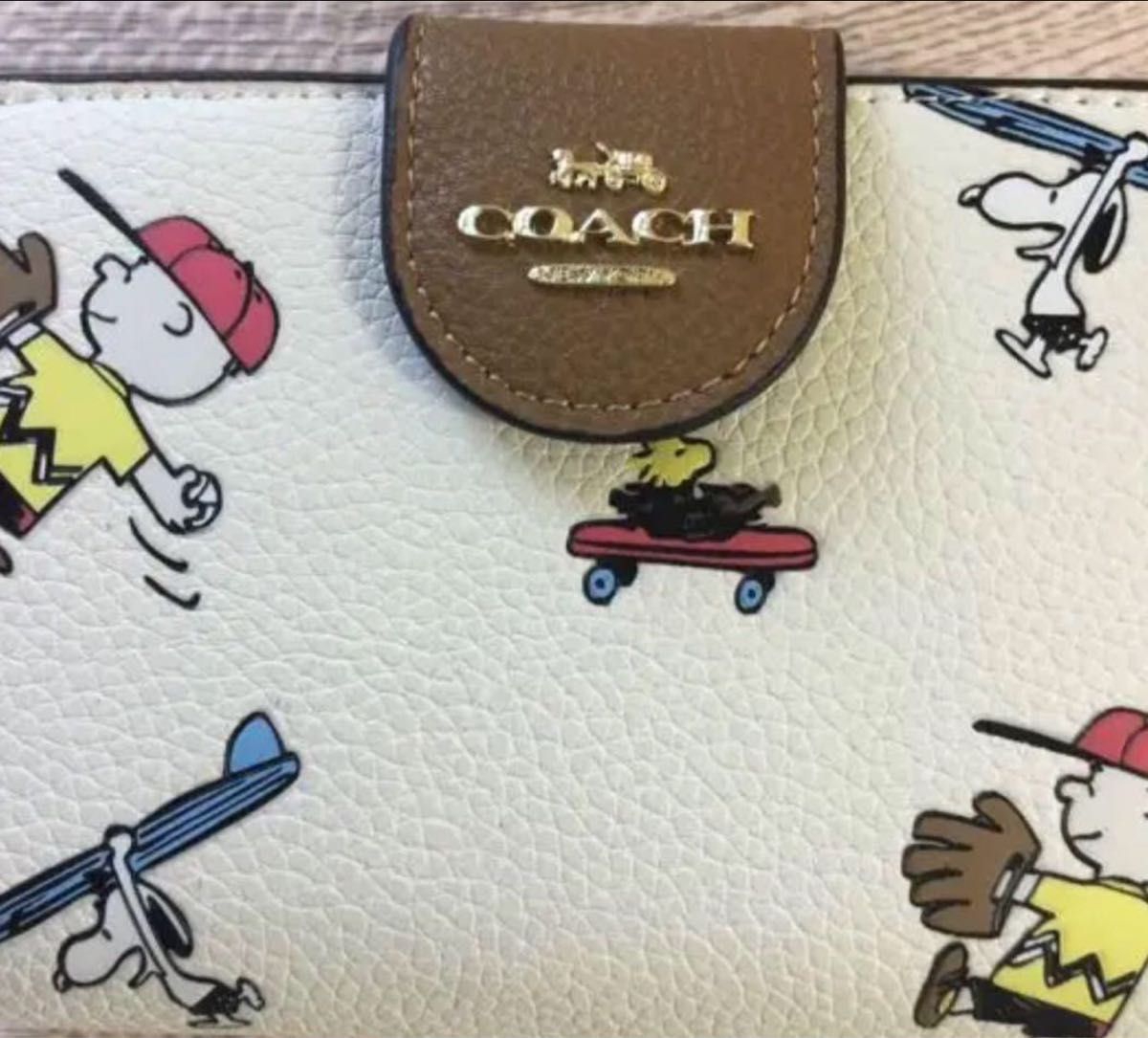 コーチ x ピーナッツスヌーピー限定 コラボ コレクション コーチ x ピーナッツスヌーピー限定 コラボ コレクション