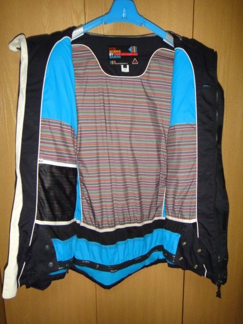 SOS Ms Full Down Jackert サイズL 黒 BLACK スキーウエア SOS Ms Full Down Jackert サイズL 黒 BLACK スキーウエア