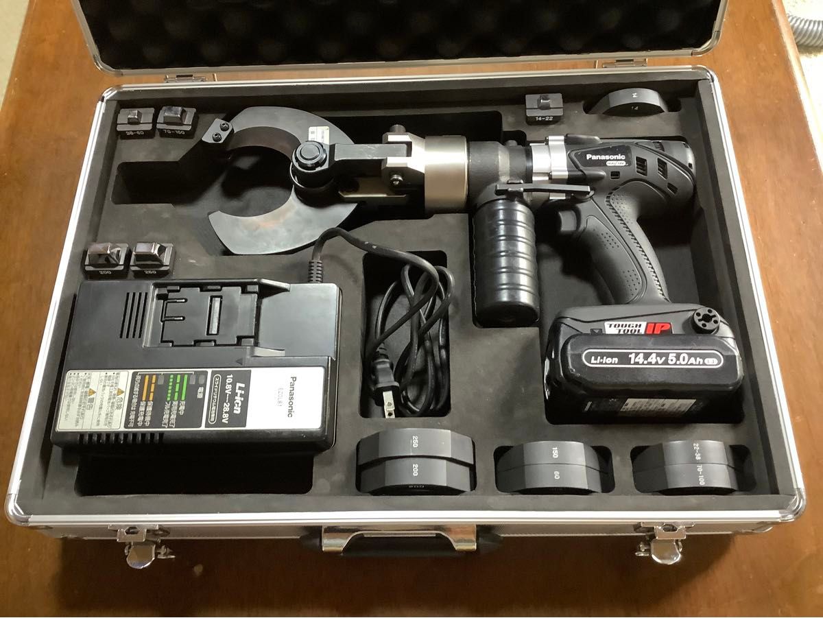 美品中古 Panasonic パナソニック 充電圧着器 EZ46A4K-B + 美品中古 Panasonic パナソニック 充電圧着器 EZ46A4K-B +