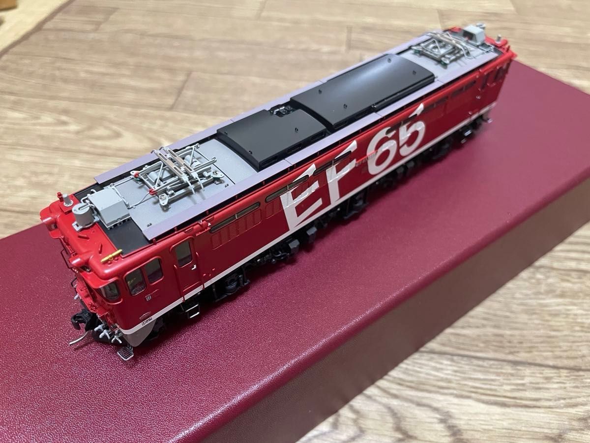 ムサシノモデル EF65 1118号機 レインボー色 JR東日本 田端運転 ムサシノモデル EF65 1118号機 レインボー色 JR東日本 田端運転