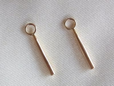 豪華ラッピング無料 プラチナイヤリング*無垢円錐パーツ付き**総Pt900製です** プラチナ