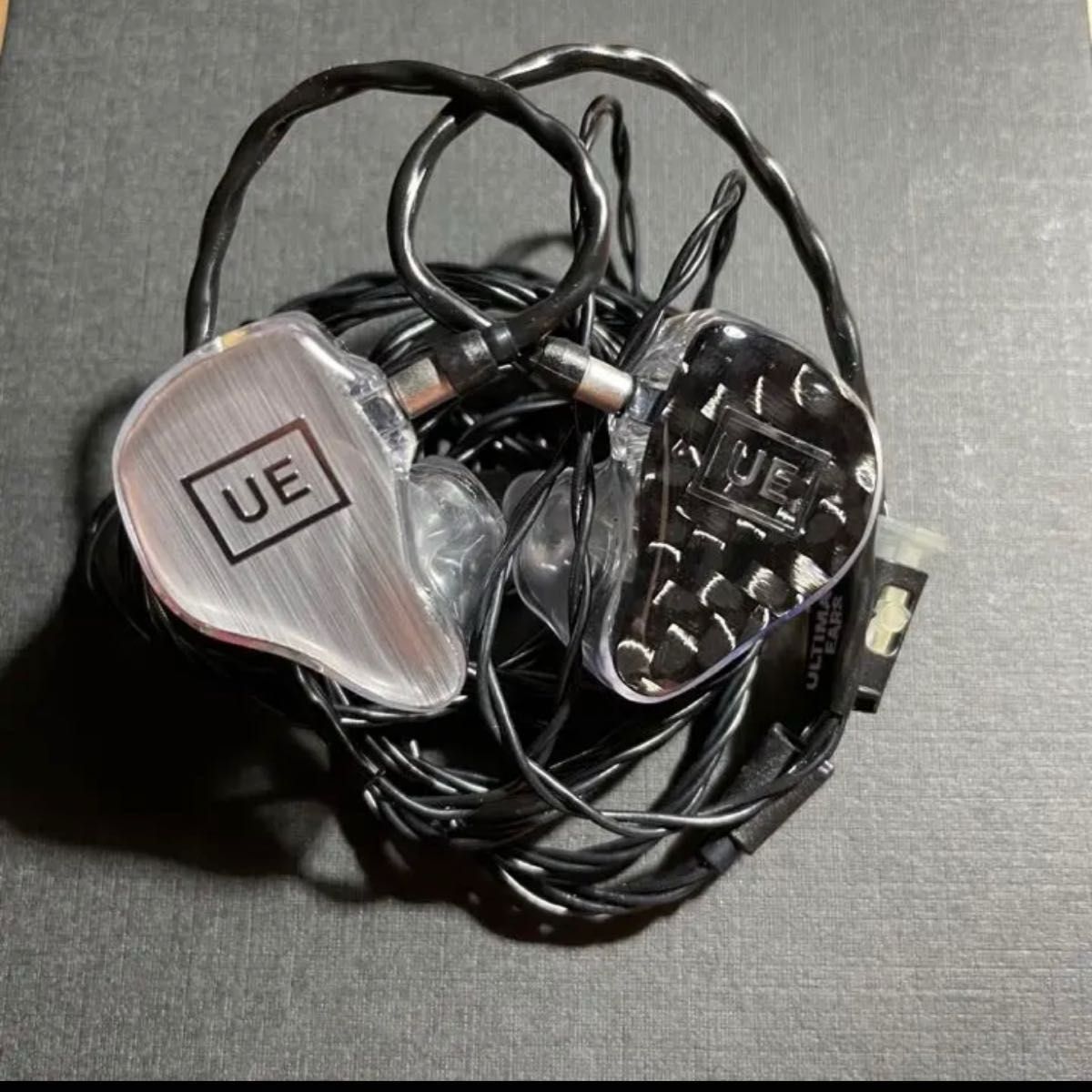 カスタムIEM】UE LIVE Ultimate Ears イヤホン|Yahoo!フリマ カスタムIEM】UE LIVE Ultimate Ears イヤホン|Yahoo!フリマ