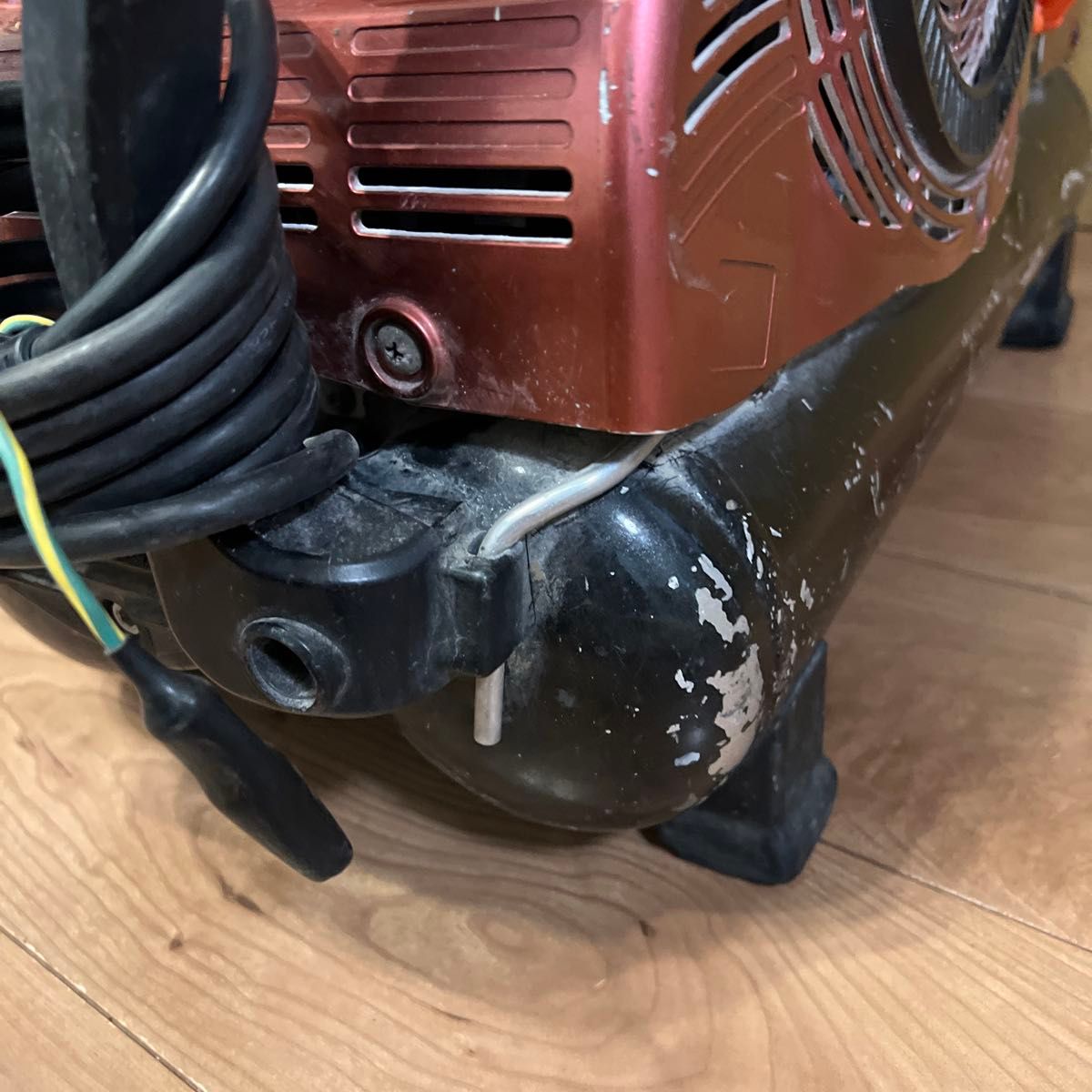 ジャンク品 MAX エアーコンプレッサー AK-HL1250E 常圧 高圧 ジャンク品 MAX エアーコンプレッサー AK-HL1250E 常圧 高圧