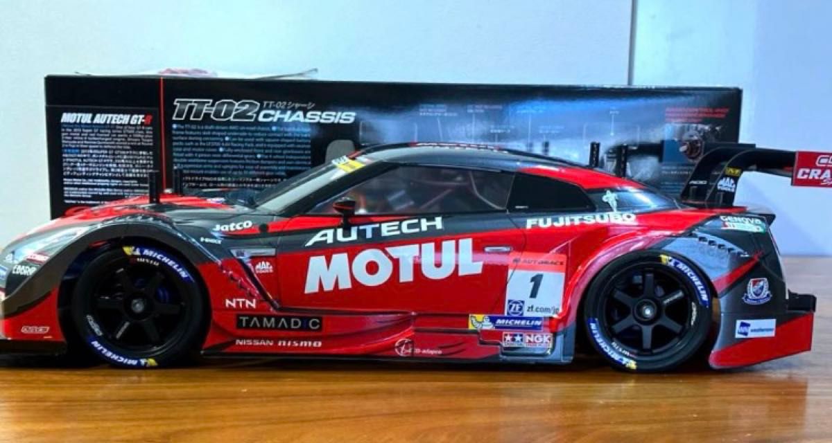 電飾付き SP 1584 MOTUL AUTECH GT-R スペアボディセット 51584 電飾付き SP 1584 MOTUL AUTECH GT-R スペアボディセット 51584