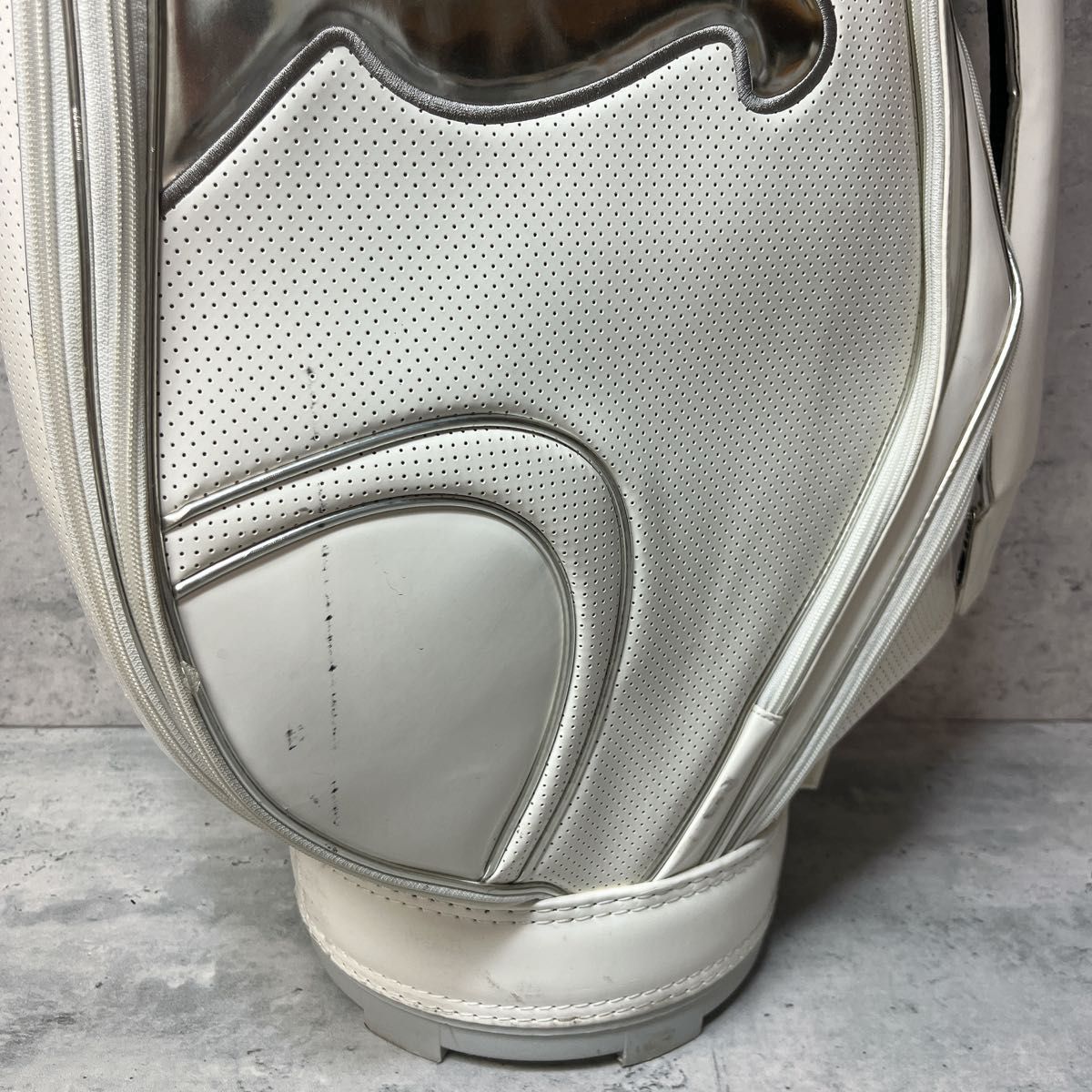 PUMA プーマ キャディバッグ ゴルフバッグ エナメル 6分割 PUMA プーマ キャディバッグ ゴルフバッグ エナメル 6分割