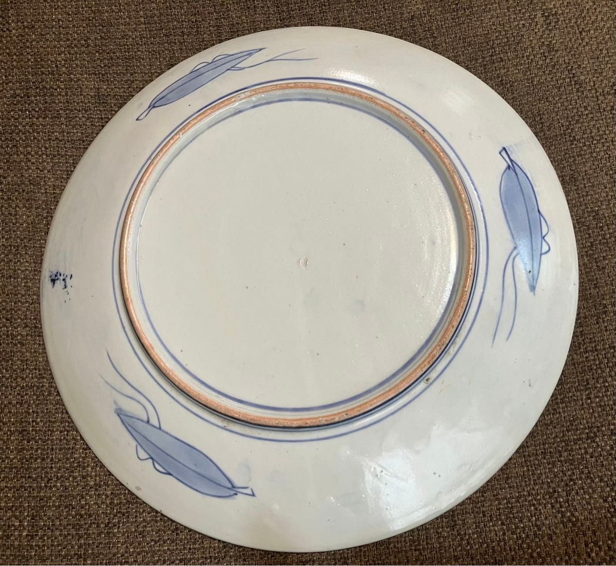 古い 有田焼 大皿 31cm 飾皿 色絵 古伊万里 骨董 時代物 飾り皿