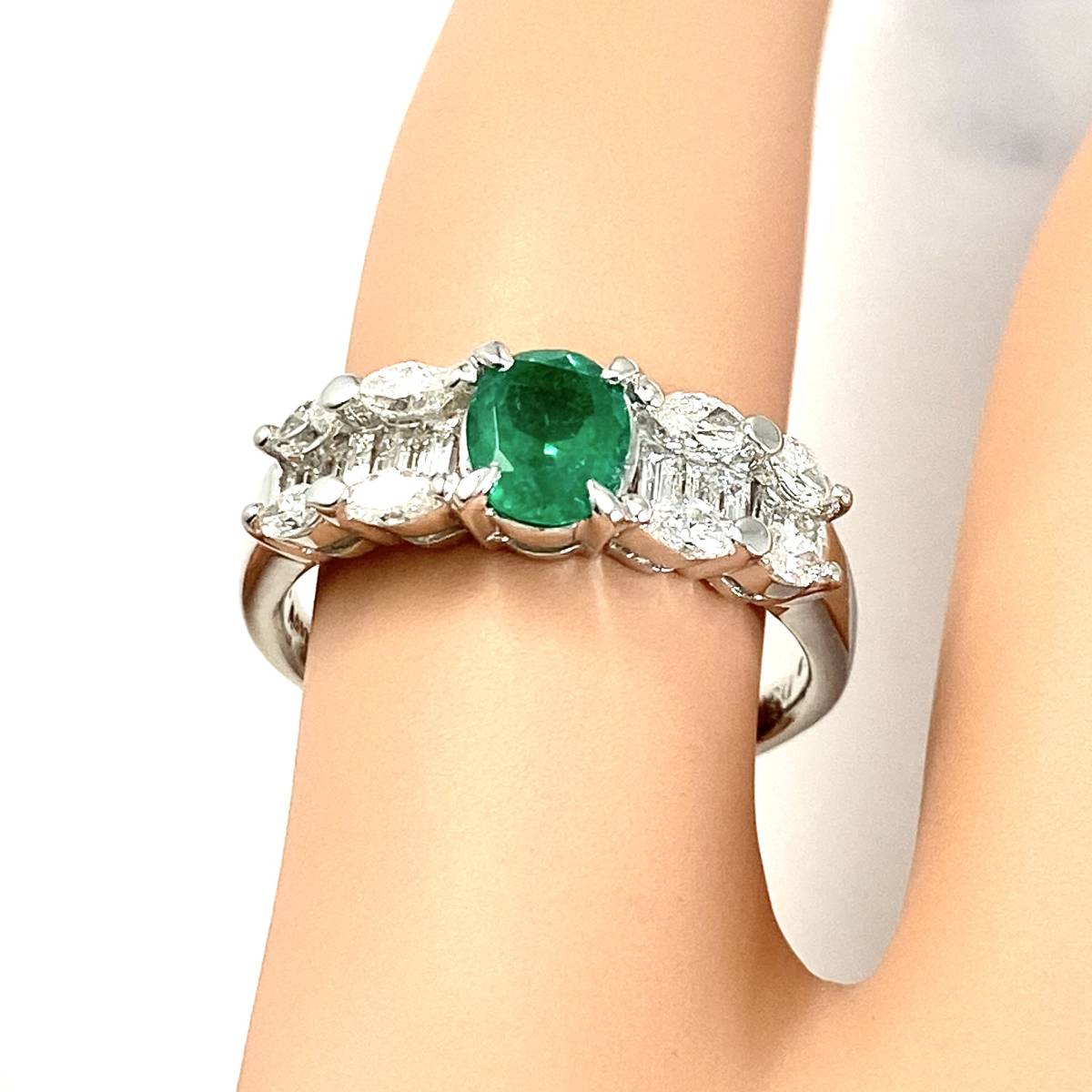 Pt900 emerald emerald ring E0.562 D0.60 [BMI6364]