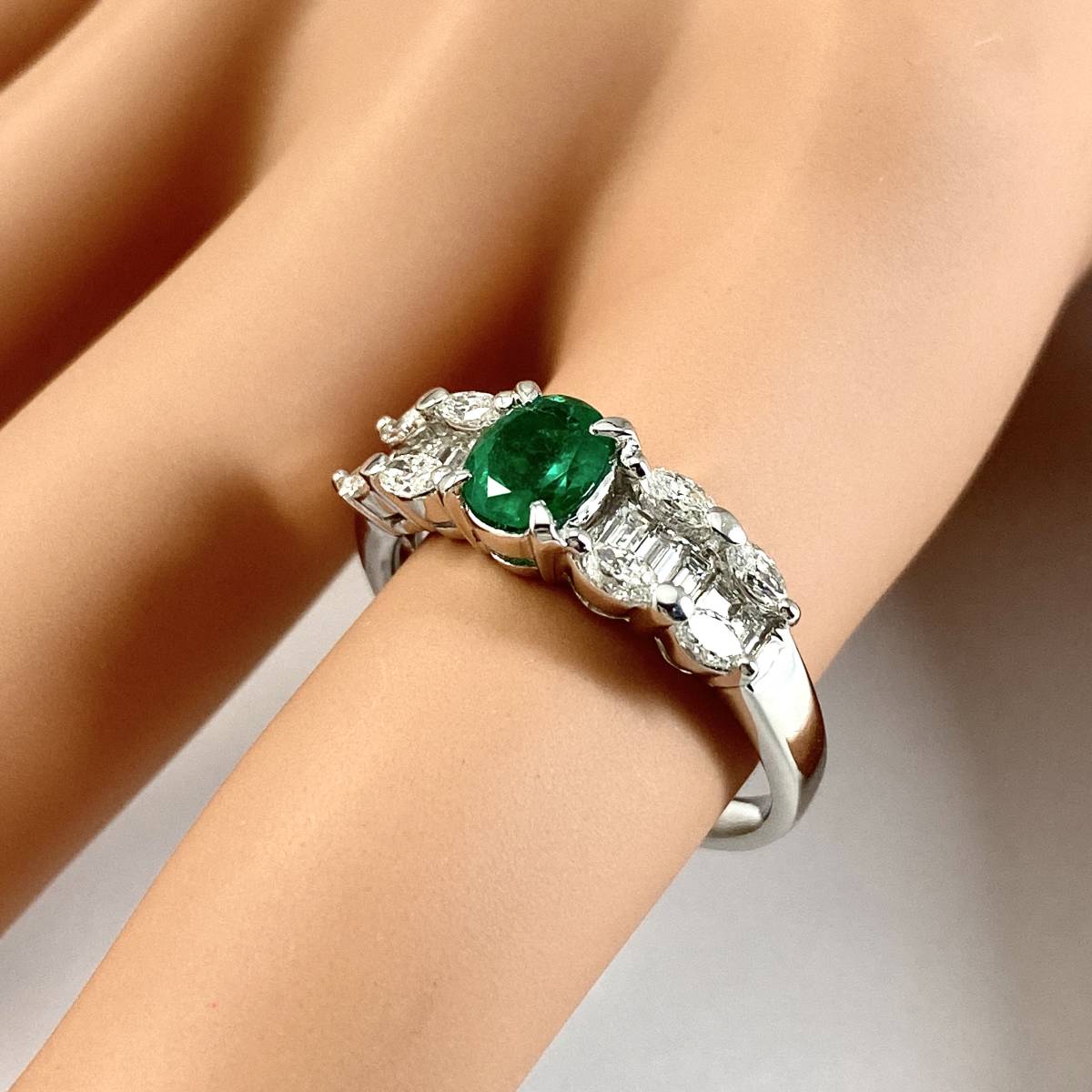 Pt900 emerald emerald ring E0.562 D0.60 [BMI6364]