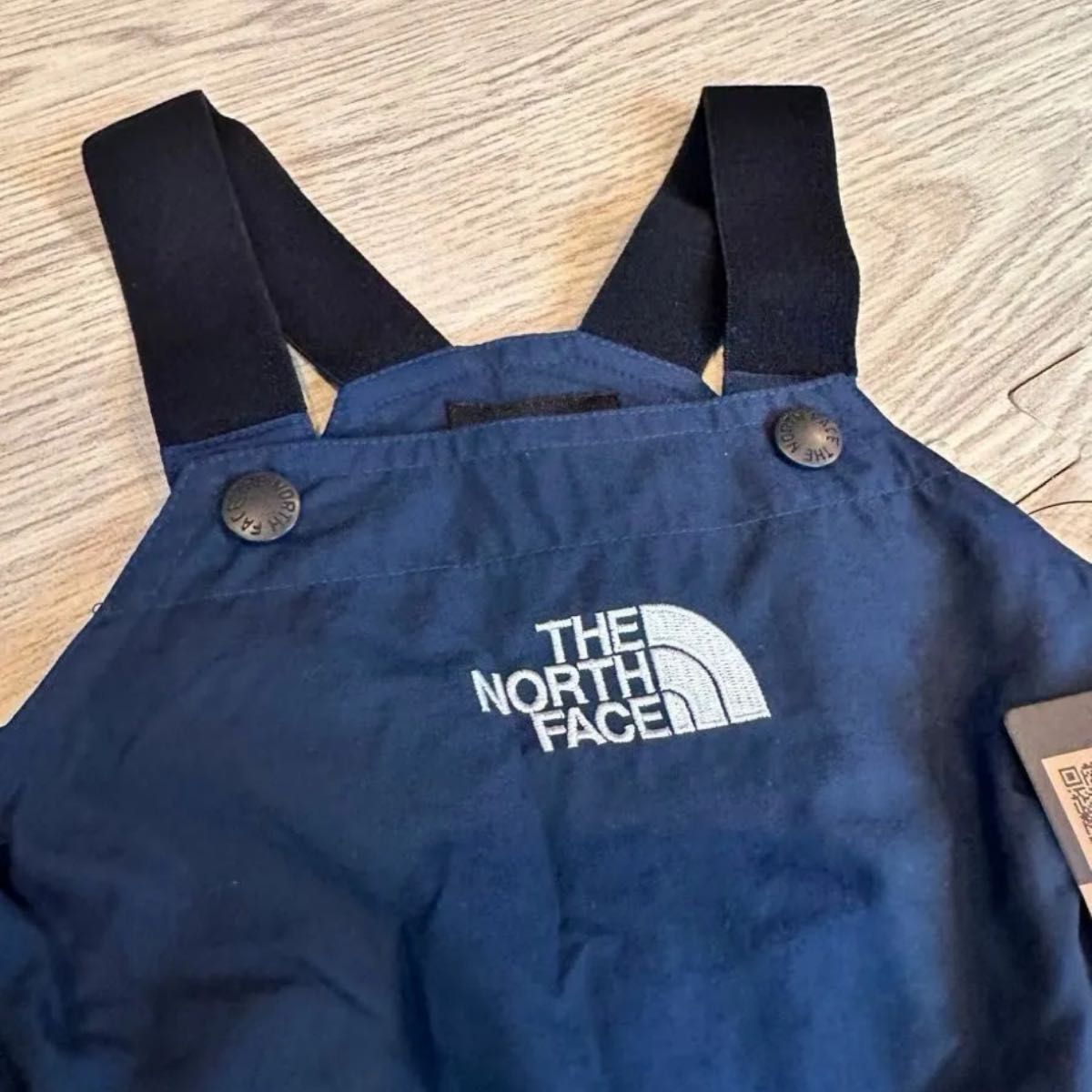 新品タグ付き THE NORTH FACE ザノースフェイス フィールドビブ 新品タグ付き THE NORTH FACE ザノースフェイス フィールドビブ