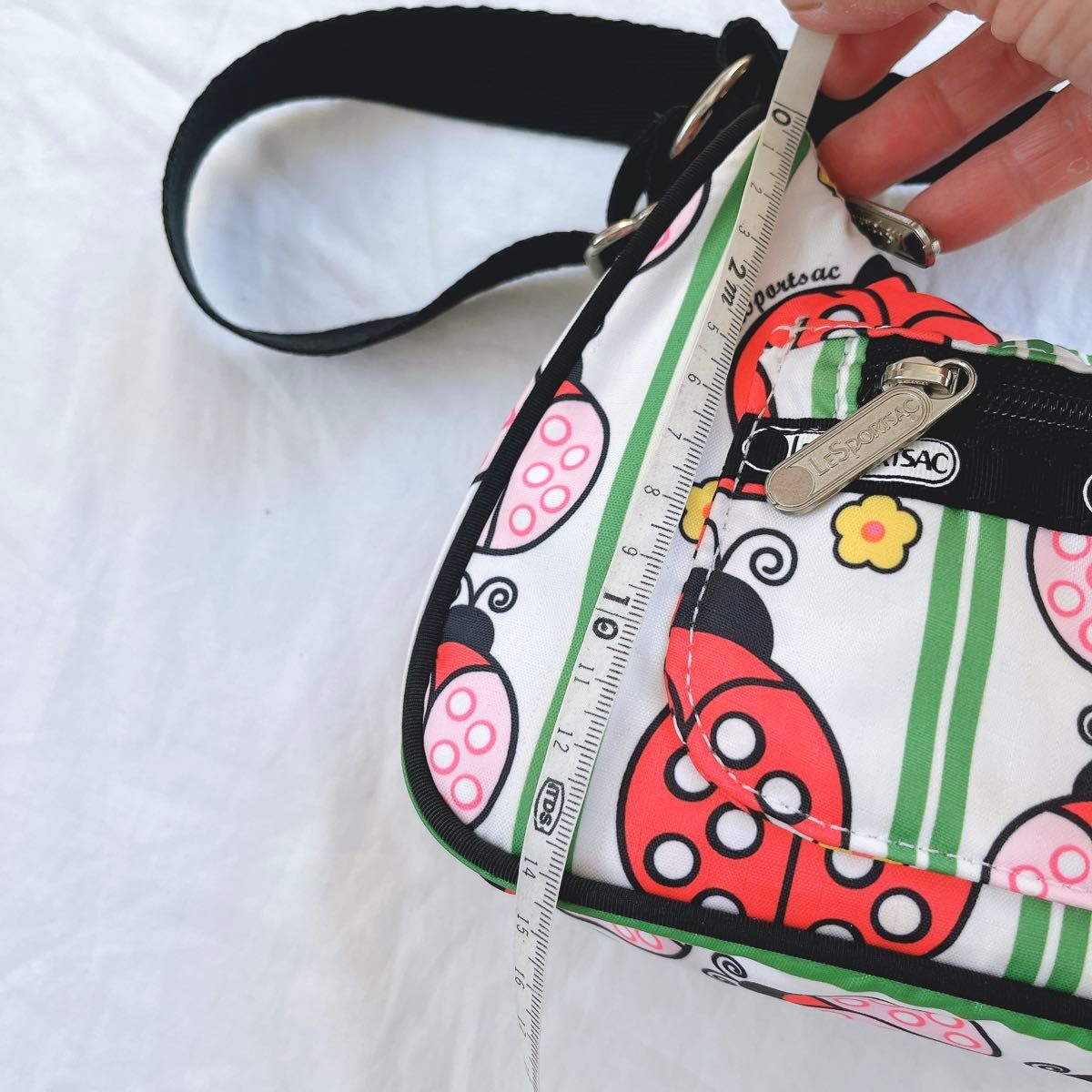 LeSportsac レスポートサック 可愛い てんとう虫 ショルダー LeSportsac レスポートサック 可愛い てんとう虫 ショルダー