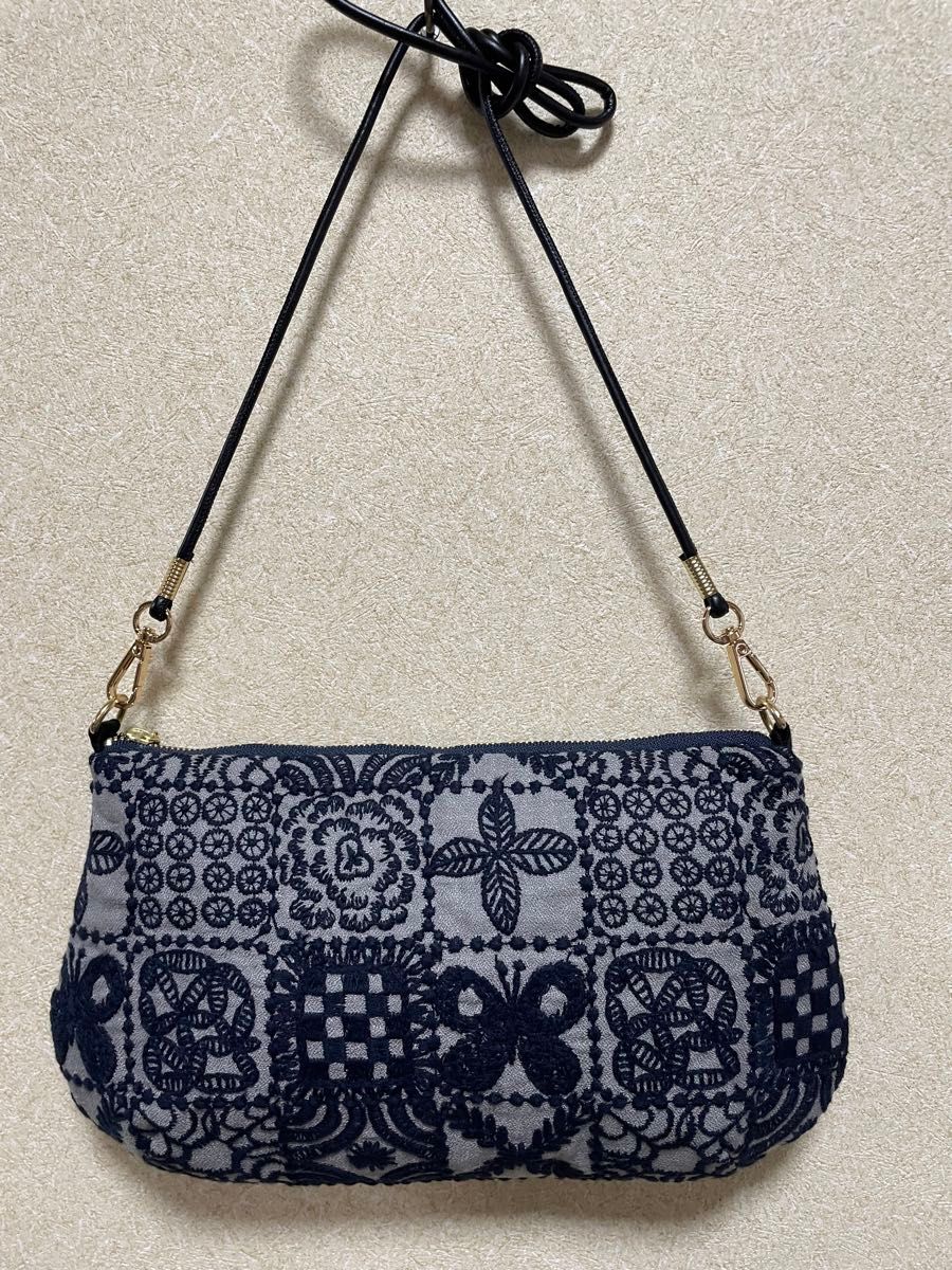 ミナペルホネン ハンドメイド ショルダーバッグ ポーチ ミナペルホネン ハンドメイド ショルダーバッグ ポーチ