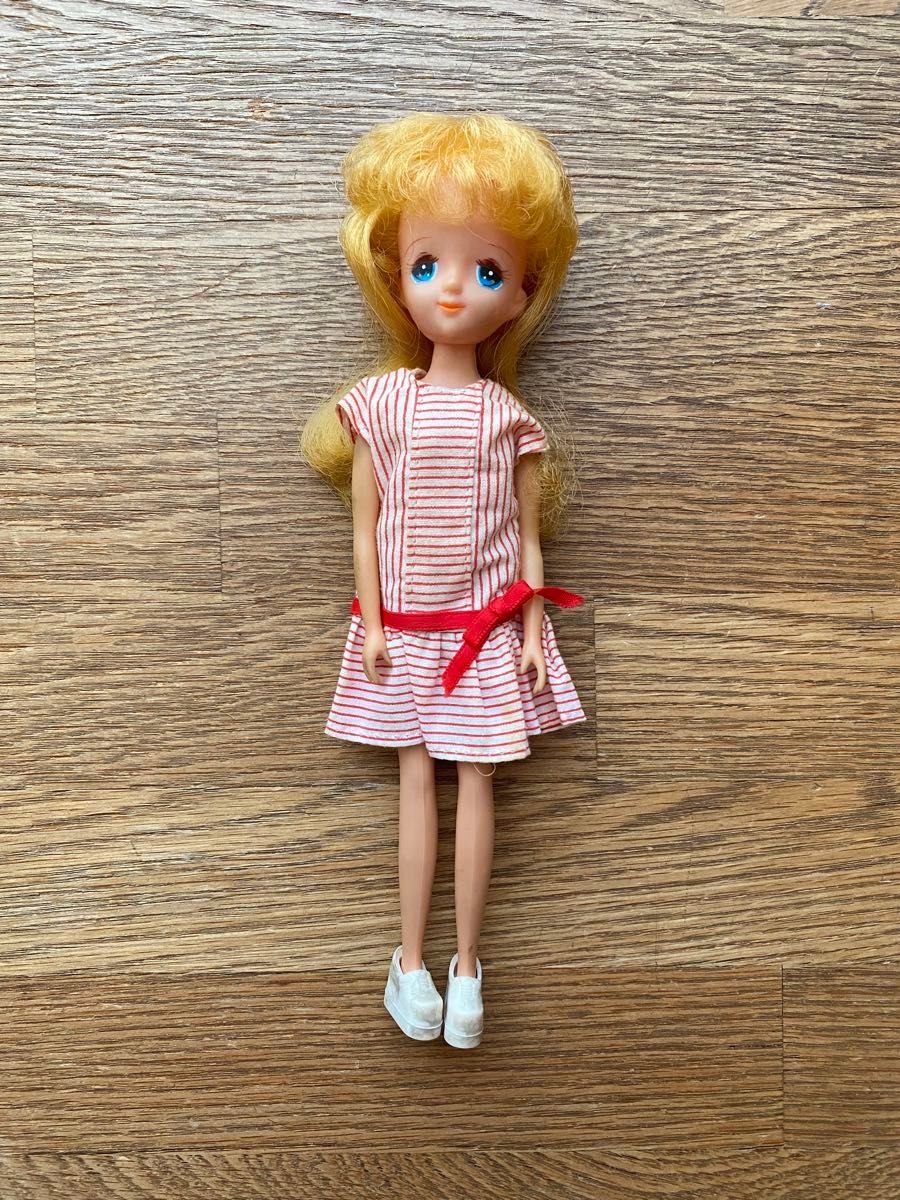 タカラ 1972年〜2代目いづみちゃんリカちゃんの友達マグネット タカラ 1972年〜2代目いづみちゃんリカちゃんの友達マグネット