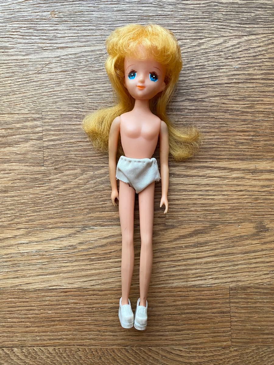 タカラ 1972年〜2代目いづみちゃんリカちゃんの友達マグネット タカラ 1972年〜2代目いづみちゃんリカちゃんの友達マグネット