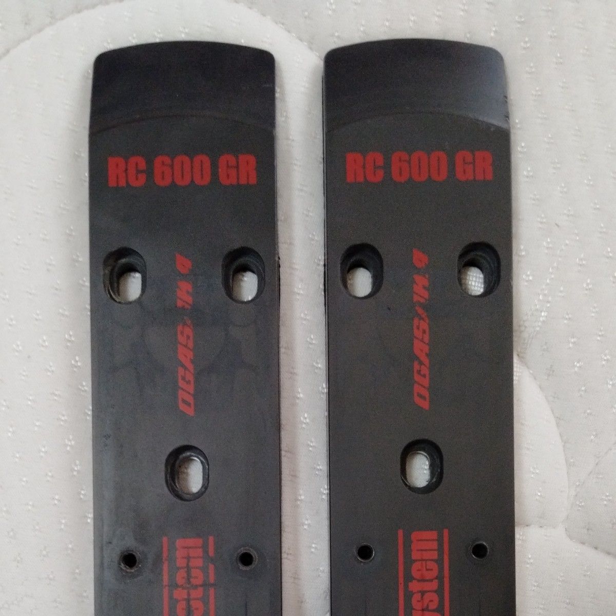オガサカプレート RC600GR 【マーカーコンプのビス穴295ミリ取付 オガサカプレート RC600GR 【マーカーコンプのビス穴295ミリ取付