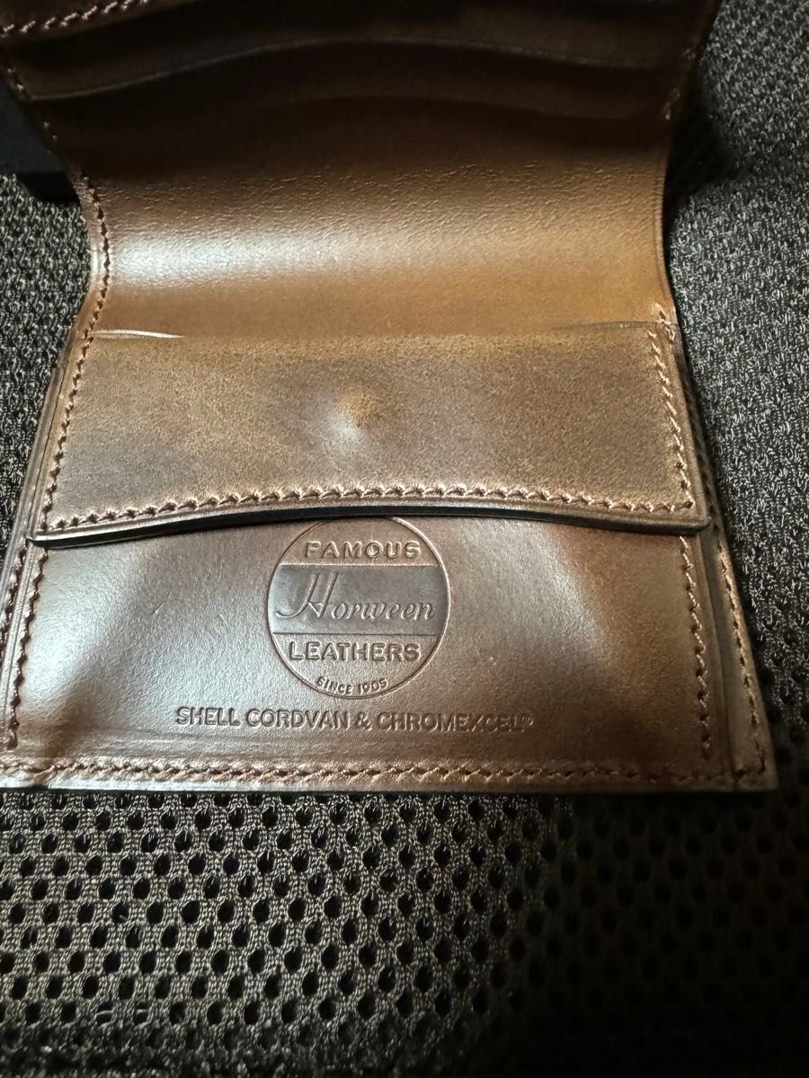 新品】万双 ダブルホーウィンセンターカバー折財布|Yahoo 新品】万双 ダブルホーウィンセンターカバー折財布|Yahoo