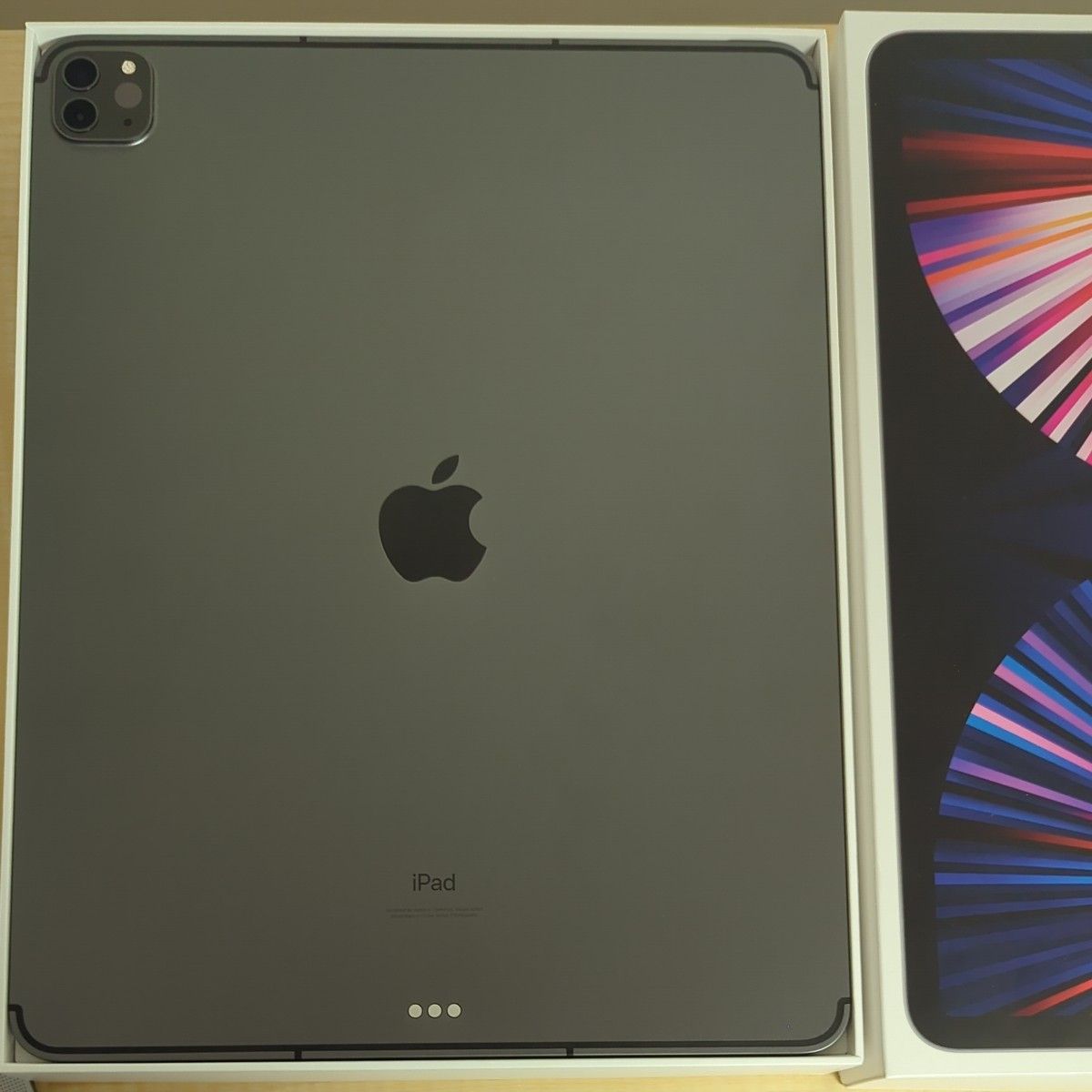 美品】iPad Pro 12 9インチ 第5世代 Cellular + Wi-Fi 256GB 美品】iPad Pro 12 9インチ 第5世代 Cellular + Wi-Fi 256GB