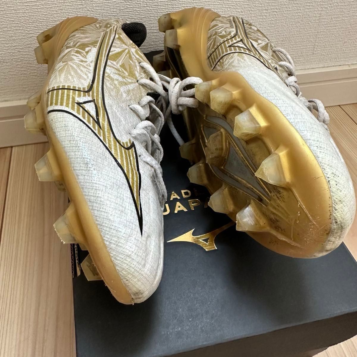 MIZUNO α JAPAN ミズノアルファジャパン ホワイト ゴールド MIZUNO α JAPAN ミズノアルファジャパン ホワイト ゴールド