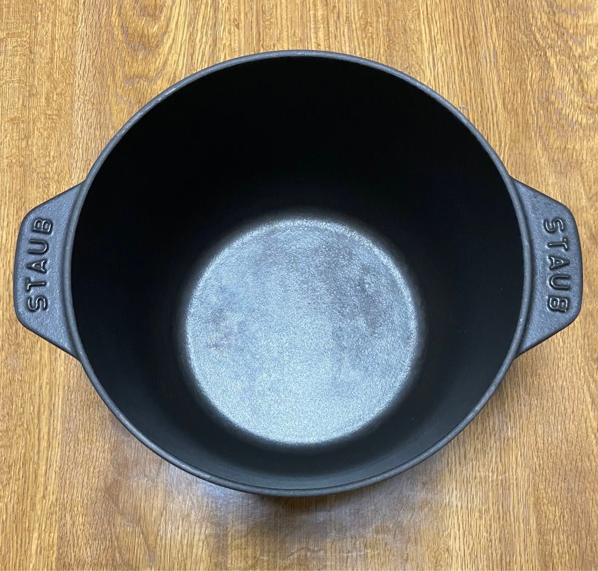 早い者勝ちです! 絶対お買い得!美品 ストウブ STAUB 20cm ゴハン ラ・ココット de GOHAN L ブラック 早い者勝ちです! 絶対お買い得!美品 ストウブ STAUB 20cm ゴハン ラ・ココット de GOHAN L ブラック