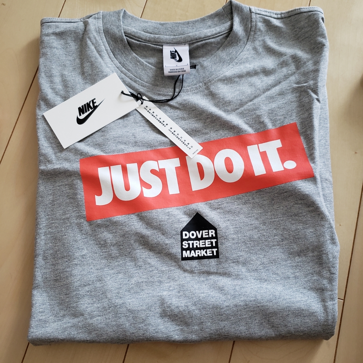 Lサイズ Nike Just Do It 30th Anniversary DSM Special tee large Dover street market lab ナイキ 限定 半袖 Dark Grey Heather グレー_画像3