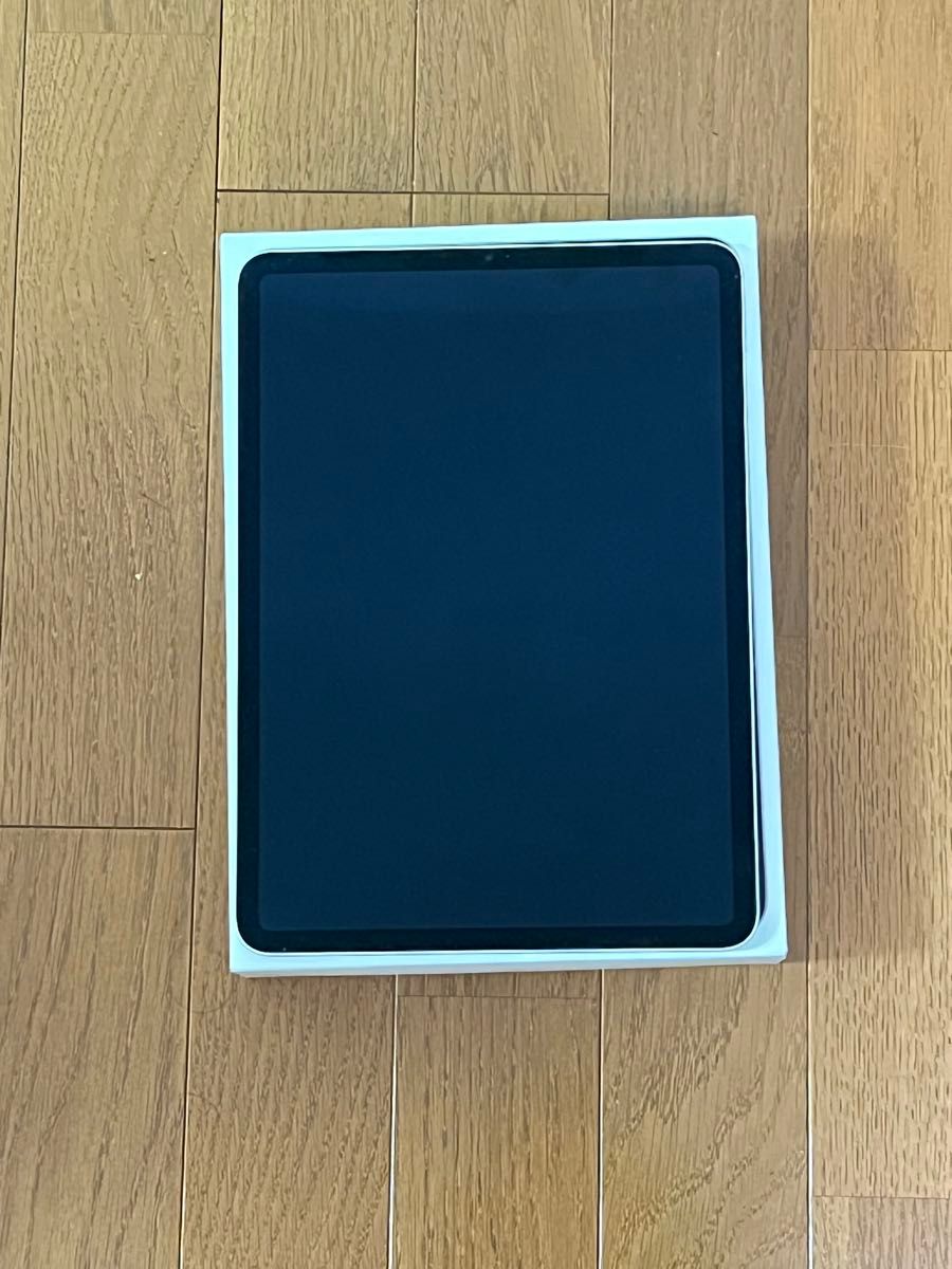 美品iPad Pro (第4世代2022年) 11インチ シルバー M2 128GB Wi 美品iPad Pro (第4世代2022年) 11インチ シルバー M2 128GB Wi