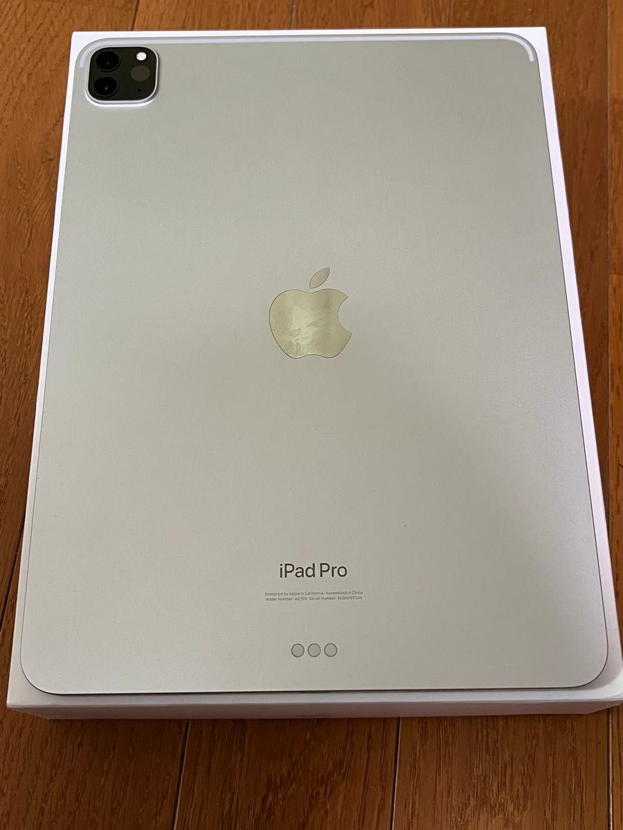 美品iPad Pro (第4世代2022年) 11インチ シルバー M2 128GB Wi 美品iPad Pro (第4世代2022年) 11インチ シルバー M2 128GB Wi
