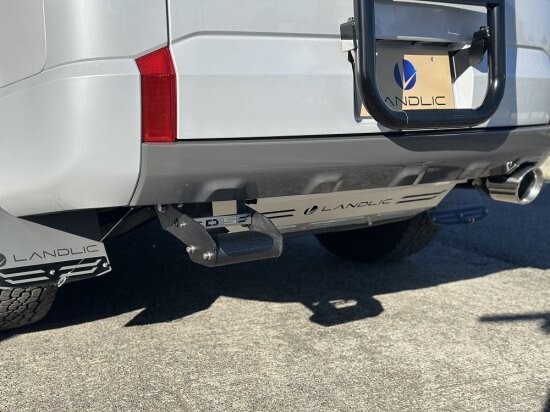 デリカD 5後期車用 リアステップ ランドリックジャパン LANDLIC デリカD 5後期車用 リアステップ ランドリックジャパン LANDLIC