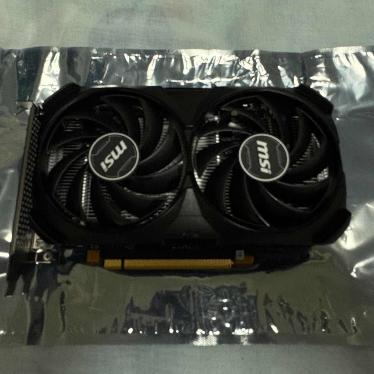 MSI GeForce RTX 4060 VENTUS 2X BLACK 8G OC グラフィックス MSI GeForce RTX 4060 VENTUS 2X BLACK 8G OC グラフィックス
