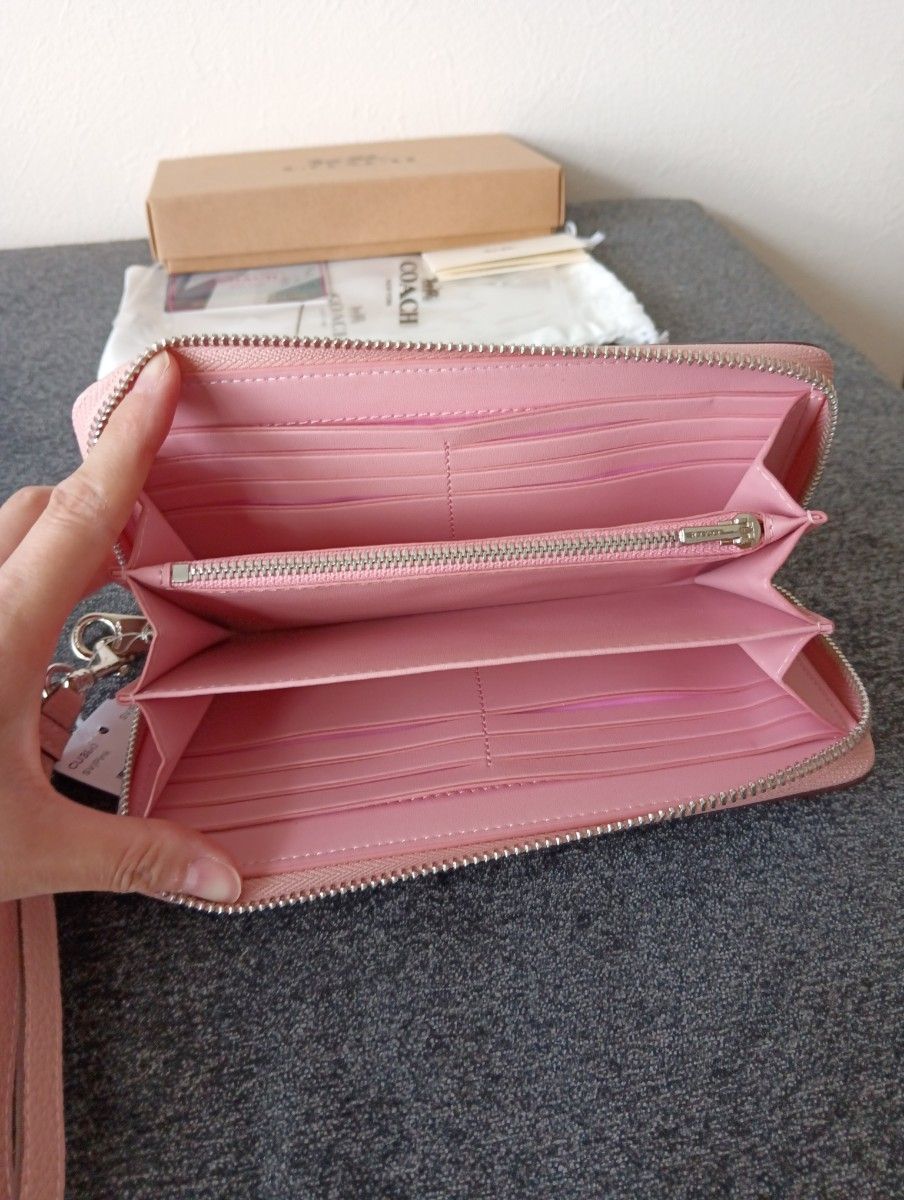 新品未使用】 COACH コーチ 長財布 ピンク パフェ柄|Yahoo 新品未使用】 COACH コーチ 長財布 ピンク パフェ柄|Yahoo
