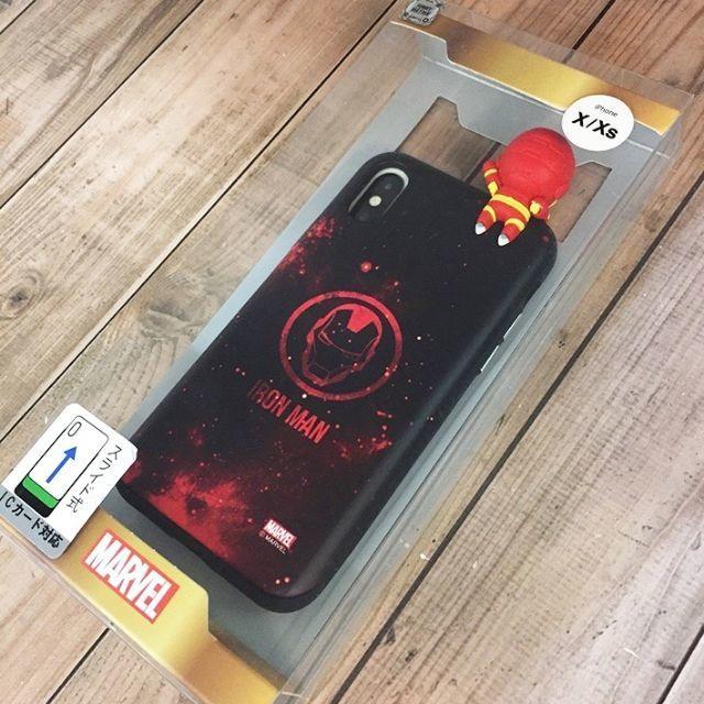 4573 MARVEL フィギュア iPhoneXs / iPhoneX 兼用 スマホケース スマホの上に顔を出してる アイアンマン 外箱擦り傷特価 4573119934772_画像1