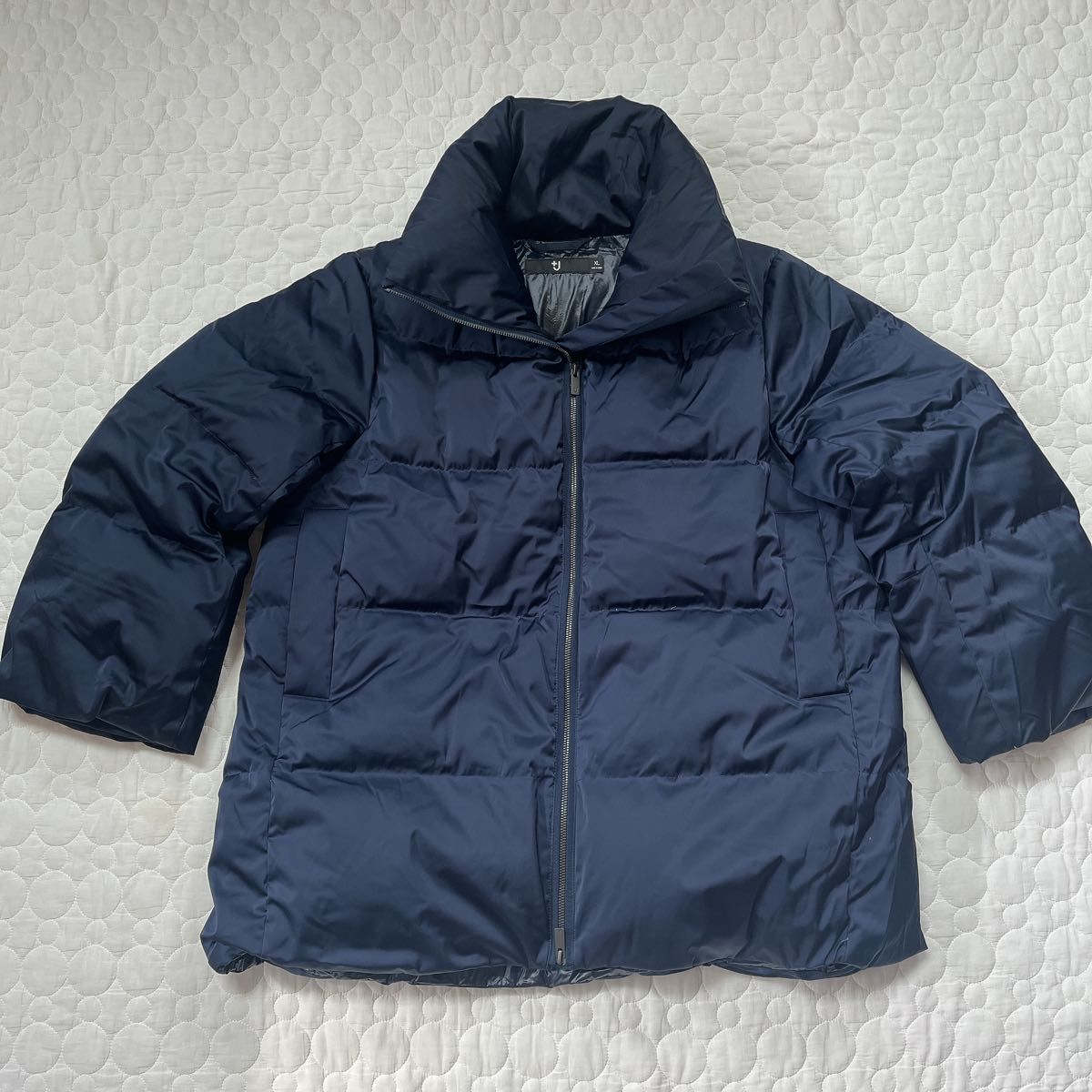 UNIQLO ユニクロ +J ダウンボリュームジャケット ネイビー XL UNIQLO ユニクロ +J ダウンボリュームジャケット ネイビー XL