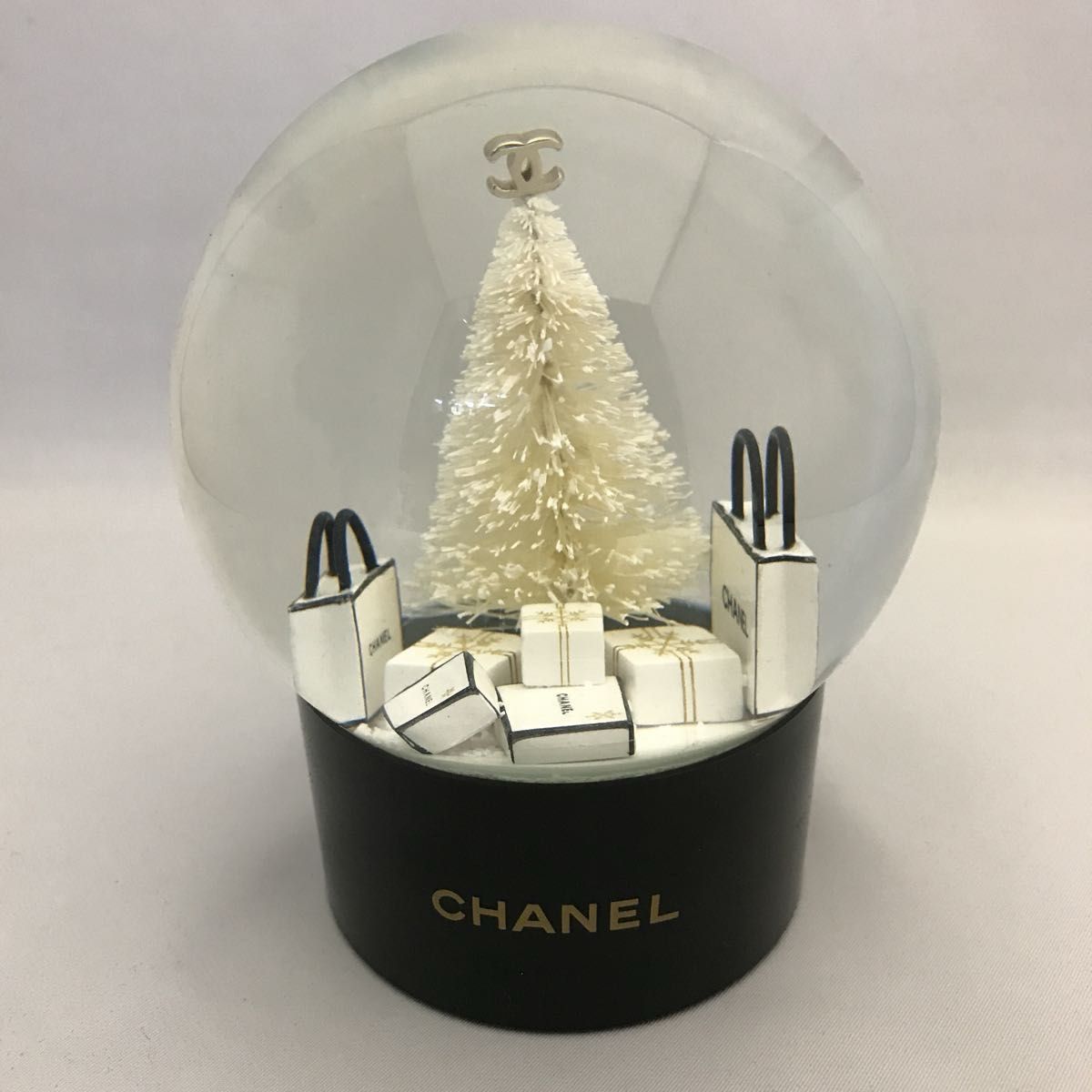 CHANEL Bigサイズ スノードーム シャネル ノベルティ 非売品 CHANEL Bigサイズ スノードーム シャネル ノベルティ 非売品