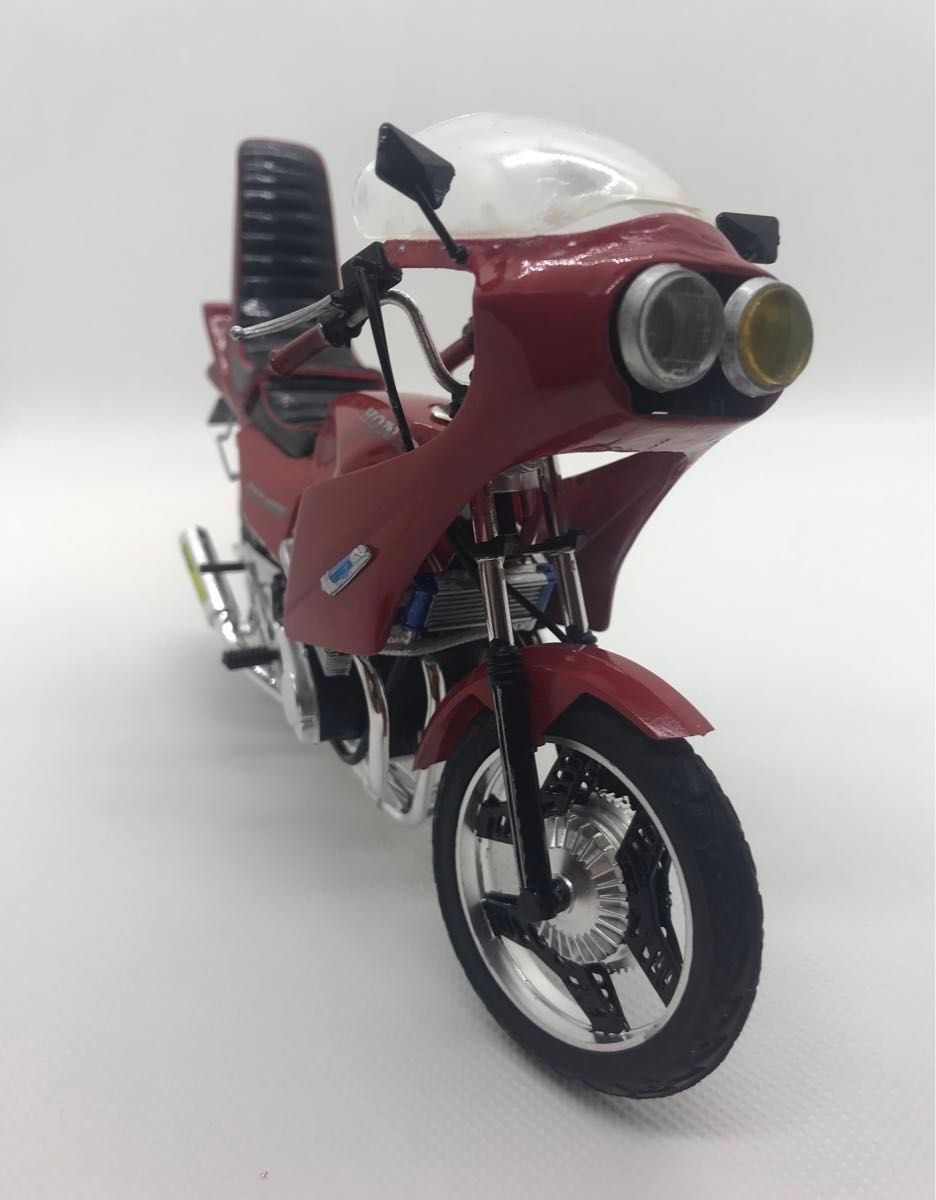 1/12 プラモデル HONDA CBX400F 赤ソリッド【完成品】|Yahoo 1/12 プラモデル HONDA CBX400F 赤ソリッド【完成品】|Yahoo