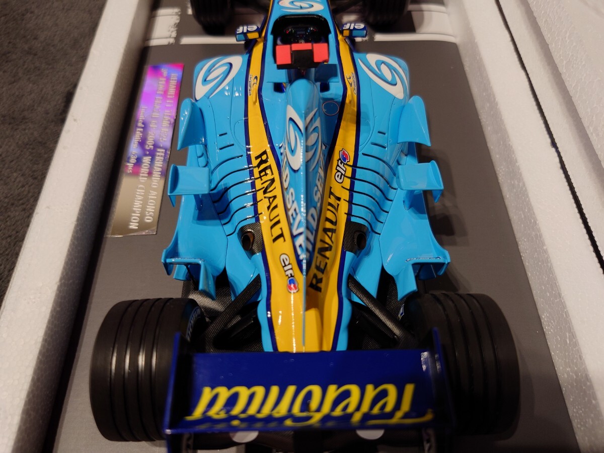 ミニチャンプス】 1/18 ルノー F1 チーム R25 フェルナンド ミニチャンプス】 1/18 ルノー F1 チーム R25 フェルナンド