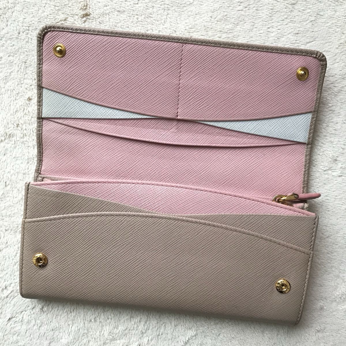 プラダ PRADA 財布 サフィアーノマルチカラー ピンク - 折り財布 プラダ PRADA 財布 サフィアーノマルチカラー ピンク - 折り財布