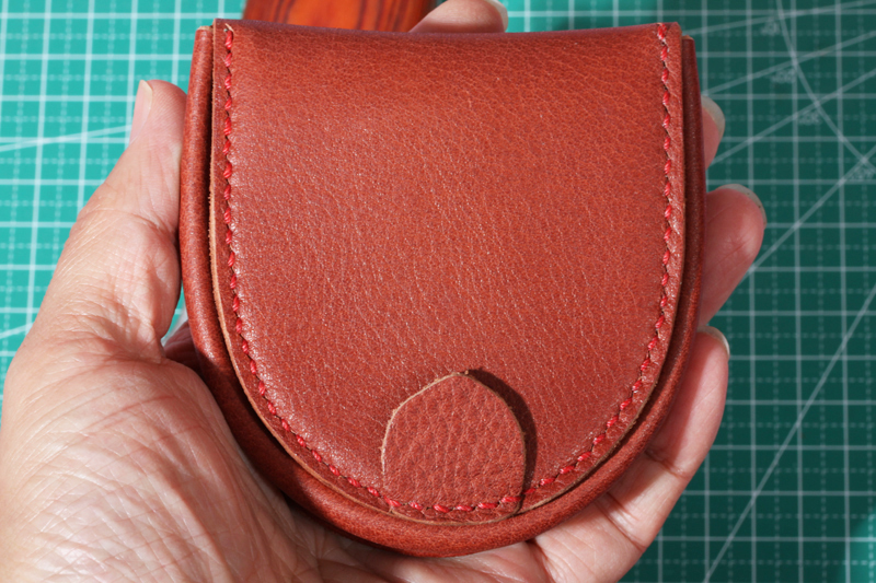 handmadeBIG high capacity cow leather horseshoe type change purse .* tea color series & hand .. making 