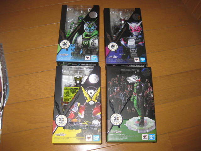 新品格安!shフィギュアーツ 仮面ライダージオウ・ゲイツ・ウォズ