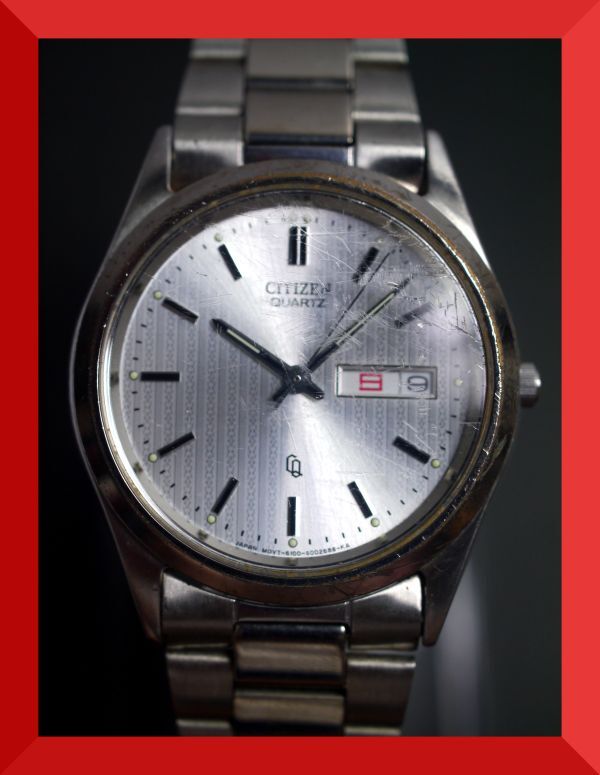 シチズン CITIZEN クォーツ 3針 デイデイト 6100-S96389 男性用 メンズ 腕時計 y732 稼働品