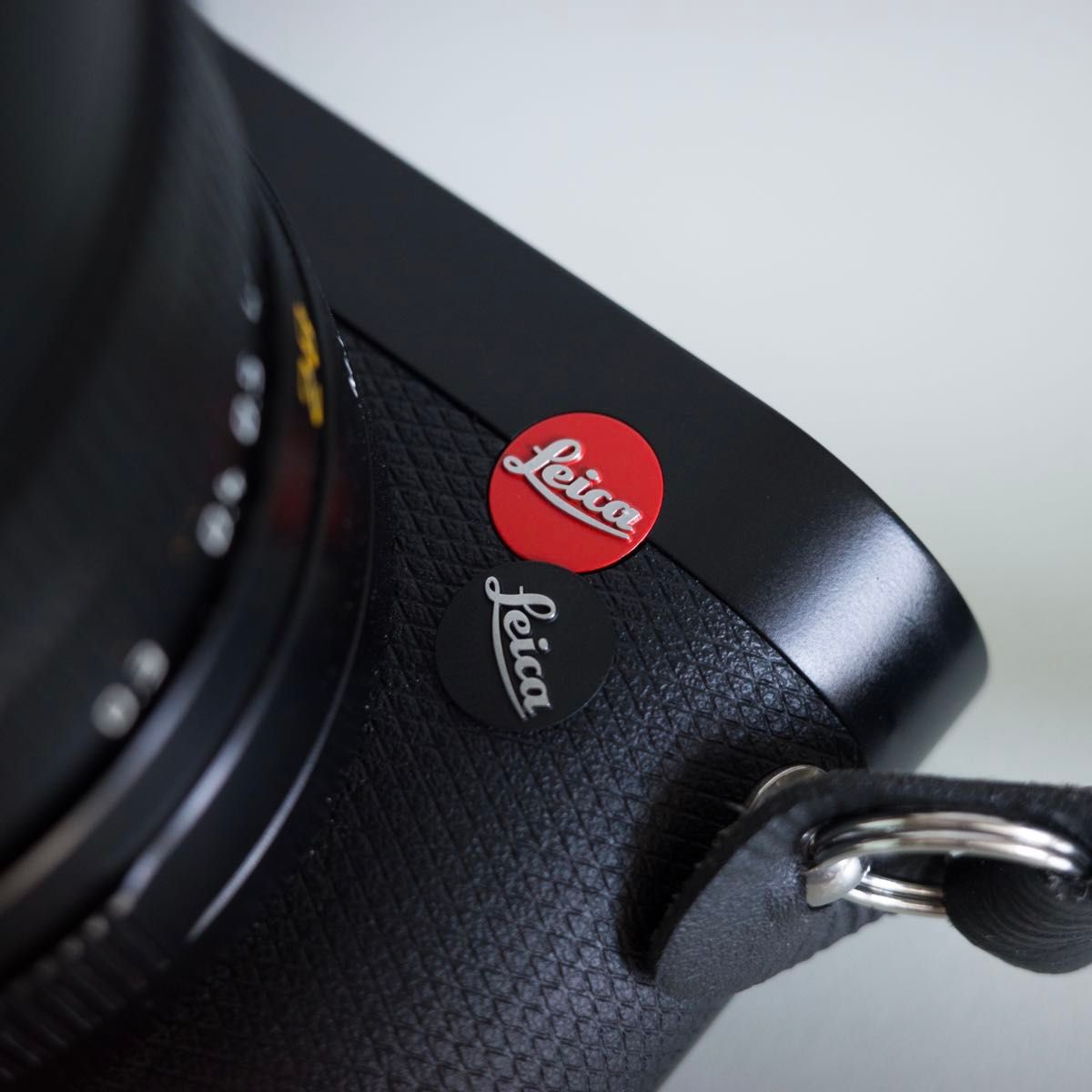 Leica ライカ ロゴ バッジ 黒 M6 M9 M10 M11 Q2等用 black dot Leica ライカ ロゴ バッジ 黒 M6 M9 M10 M11 Q2等用 black dot