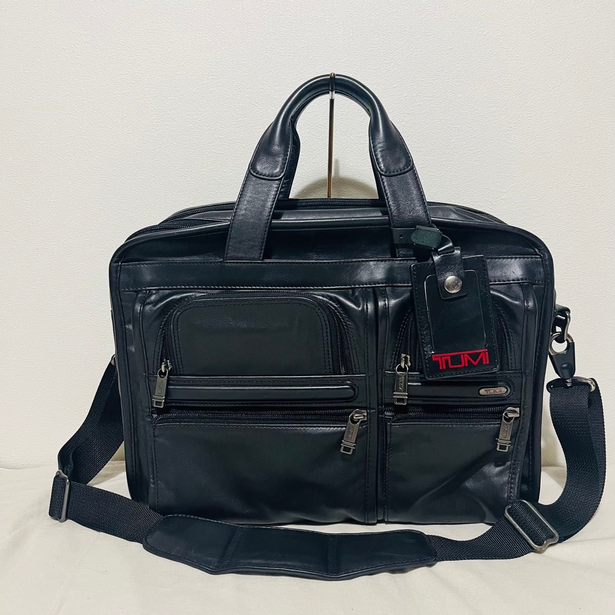 美品 TUMI トゥミ ビジネスバッグ ブリーフケース 2WAY レザー 美品 TUMI トゥミ ビジネスバッグ ブリーフケース 2WAY レザー