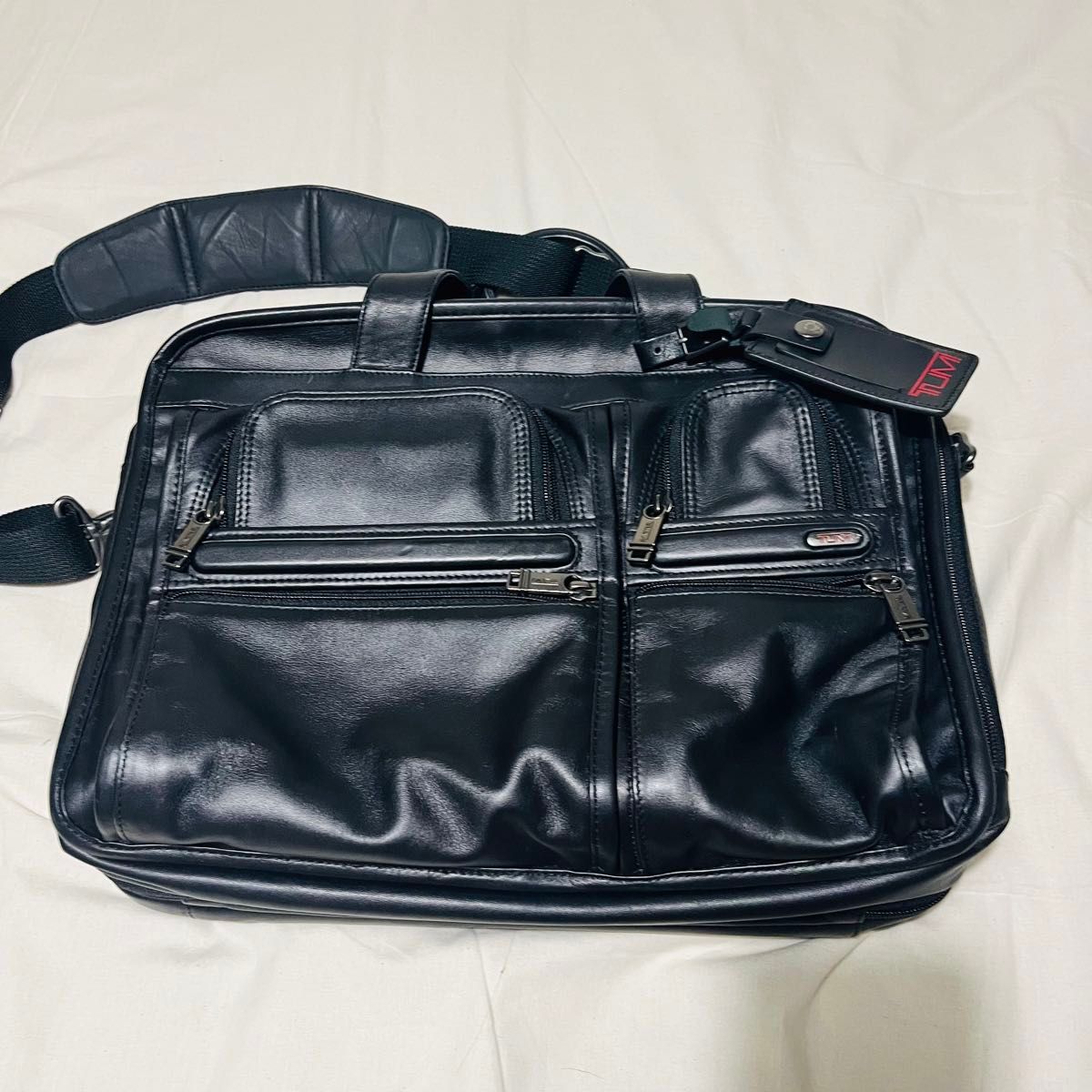 美品 TUMI トゥミ ビジネスバッグ ブリーフケース 2WAY レザー 美品 TUMI トゥミ ビジネスバッグ ブリーフケース 2WAY レザー