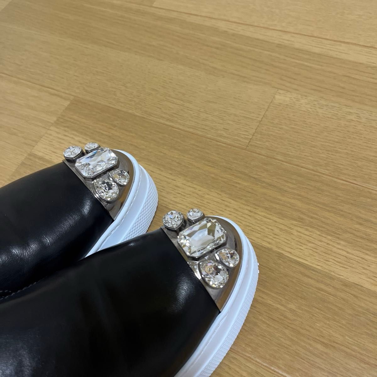 ミュウミュウ MIUMIU 本物 ビジュー 厚底 プラットフォーム ミュウミュウ MIUMIU 本物 ビジュー 厚底 プラットフォーム