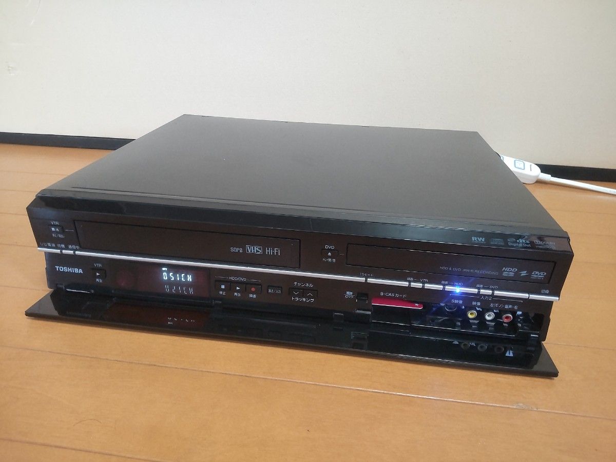 東芝 VARDIA VHS一体型DVDレコーダ― D―W255K プチメンテ済み